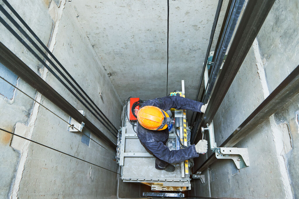 LIFT-MAINTENANCE-SERVICES
